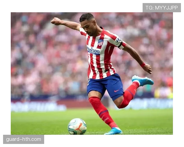 瓦伦西亚攻防两端表现稳定，力争新赛季佳绩