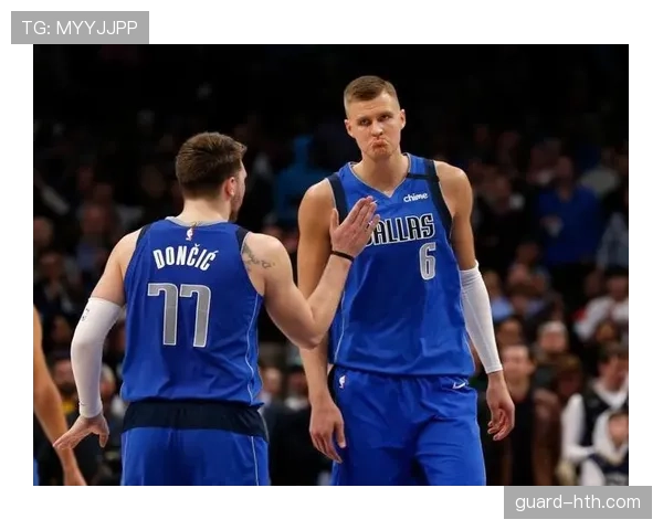 米卡尔·布里奇斯三分高效拉开防守空间助球队提升关键时刻得分